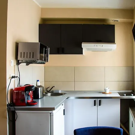 Mungo Jerry & In The Old Town Apartament *